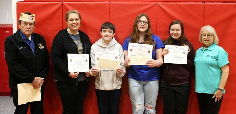 From left are Joe Snyder, Mrs. Ashley Jones, Valley R-6 Patriot Pen winners, Tyler Williams, 2nd Place; Keeley Province, 1st Place; and Voice of Democracy winner, Abby Rankin with Margaret Snyder. 
(Submitted Photo)